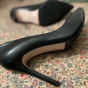 Jessica Simpson Black pumps Size 11